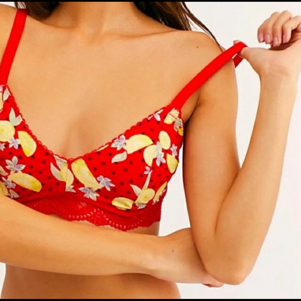 NWT Free People Bralette red with lace Sz xs